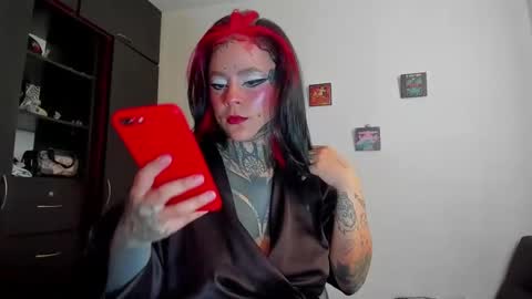 GG online show from November 23, 2025, 5:57 pm