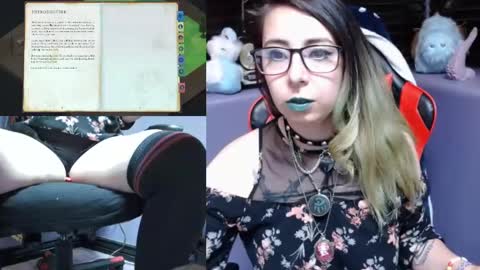 gothic_cutie online show from May 6, 2026, 7:52 pm