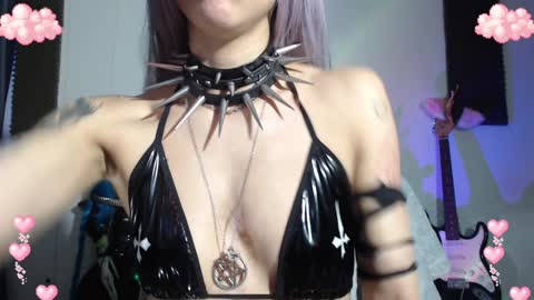        online show from December 11, 2024, 4:39 am