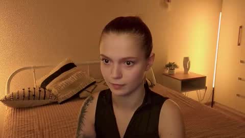 HIMORI AND LISAPVT NAKED online show from September 10, 2025, 3:12 pm