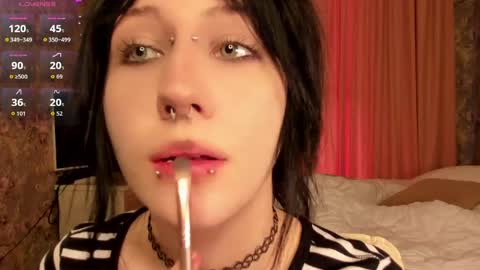 Snapshot of gothlovv chatting on March 20, 2026, 9:58 am gothlovv online show from March 20, 2026, 9:58 am