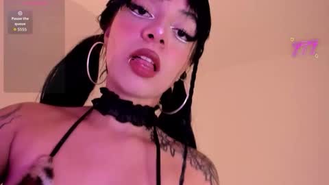 Snapshot of gothv chatting on May 29, 2026, 10:52 pm Violet online show from May 29, 2026, 10:52 pm