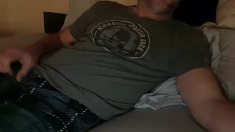 Snapshot of gqimage chatting on February 15, 2025, 6:12 am GQImage online show from February 15, 2025, 6:12 am