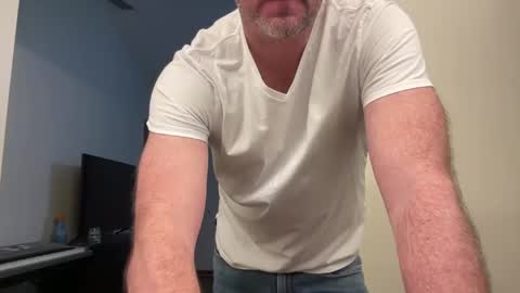 Snapshot of gqimage chatting on March 10, 2025, 3:45 am GQImage online show from March 10, 2025, 3:45 am