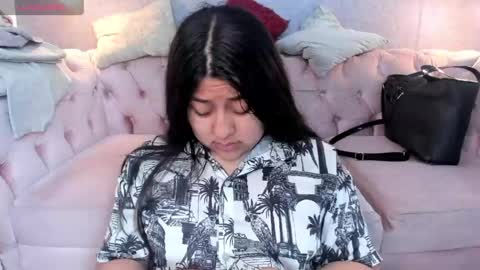 Snapshot of grace77_ chatting on May 19, 2026, 12:44 pm Grace online show from May 19, 2026, 12:44 pm