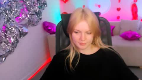 Grace Glamour online show from February 22, 2025, 8:18 am