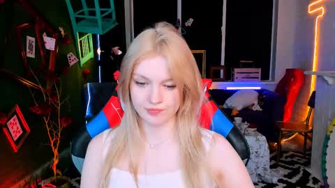 Grace Glamour online show from February 26, 2025, 11:30 am