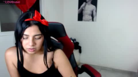 Grace Woe online show from November 16, 2025, 3:34 am