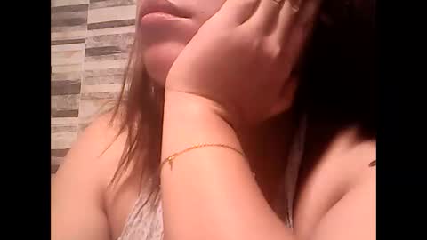 Snapshot of graciabuttercup chatting on December 8, 2024, 10:08 am gracia online show from December 8, 2024, 10:08 am
