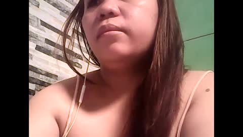 Snapshot of graciabuttercup chatting on December 24, 2024, 10:39 pm gracia online show from December 24, 2024, 10:39 pm