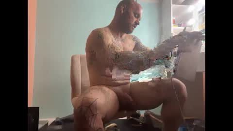 Snapshot of grambag1995 chatting on February 19, 2026, 7:15 am grambag1995 online show from February 19, 2026, 7:15 am