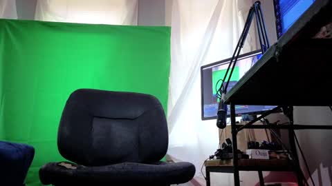 Snapshot of grandenegropolla chatting on January 7, 2025, 3:23 pm LOADS OF VIDS ONLY online show from January 7, 2025, 3:23 pm