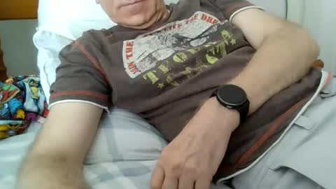 Snapshot of grandpa_floppy_dick chatting on December 15, 2024, 4:29 am Grandpa online show from December 15, 2024, 4:29 am