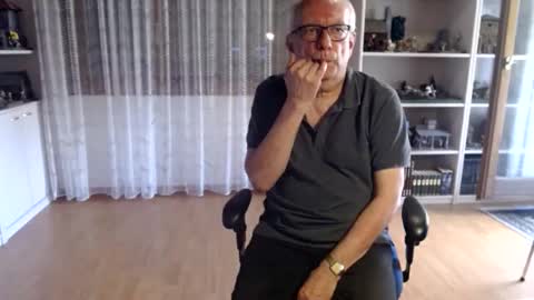 grandpach online show from April 11, 2026, 12:31 pm