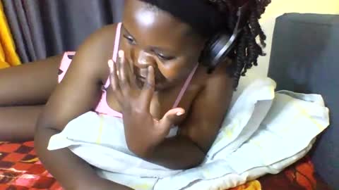 grannylover_ online show from September 27, 2025, 6:57 pm