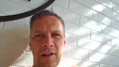 Snapshot of grattitude chatting on September 27, 2025, 5:23 am grattitude online show from September 27, 2025, 5:23 am