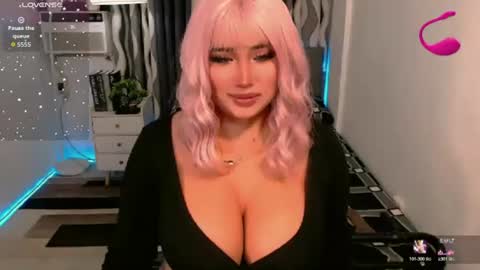 PAULATHEONE online show from July 22, 2026, 2:42 pm