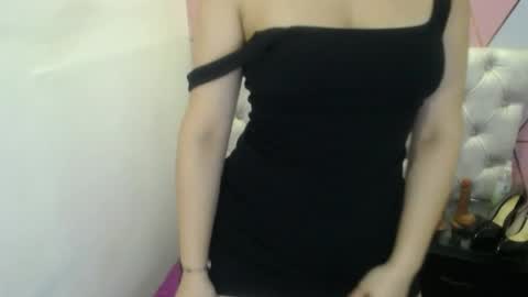 Snapshot of greatass_latina chatting on May 9, 2026, 11:37 am greatass_latina online show from May 9, 2026, 11:37 am