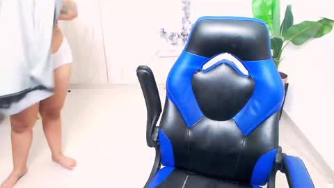 Snapshot of grecia_millercol chatting on December 10, 2024, 1:43 am grecia_millercol online show from December 10, 2024, 1:43 am