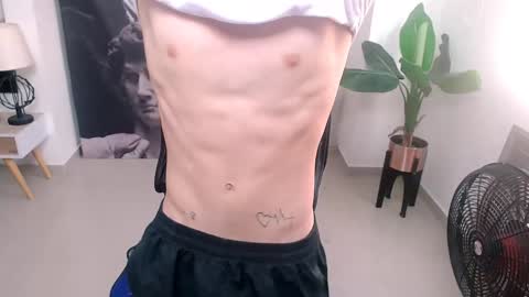 Snapshot of grecia_millercol chatting on December 17, 2024, 1:27 pm grecia_millercol online show from December 17, 2024, 1:27 pm