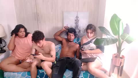 Snapshot of grecia_millercol chatting on December 17, 2024, 4:32 pm grecia_millercol online show from December 17, 2024, 4:32 pm