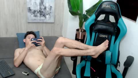 Snapshot of grecia_millercol chatting on December 26, 2024, 5:37 am grecia_millercol online show from December 26, 2024, 5:37 am