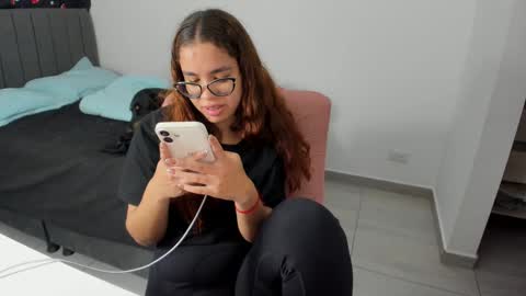GreciaRuiz online show from September 29, 2025, 11:42 pm