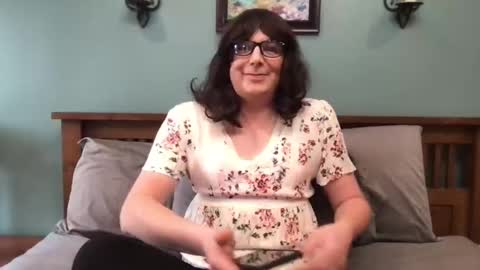 Snapshot of greedychin chatting on February 3, 2025, 3:38 pm Also Khloe online show from February 3, 2025, 3:38 pm