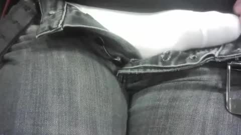 Snapshot of green_robin_hood chatting on December 3, 2024, 4:39 pm Green Robin Hood online show from December 3, 2024, 4:39 pm