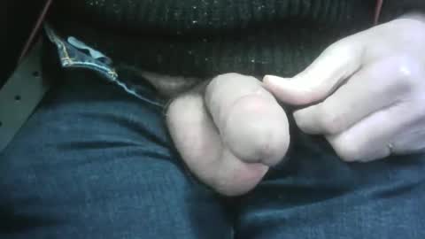 Snapshot of green_robin_hood chatting on December 23, 2024, 4:28 pm Green Robin Hood online show from December 23, 2024, 4:28 pm