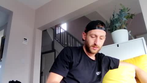 Snapshot of greendiamon chatting on October 23, 2025, 11:09 am greendiamon online show from October 23, 2025, 11:09 am