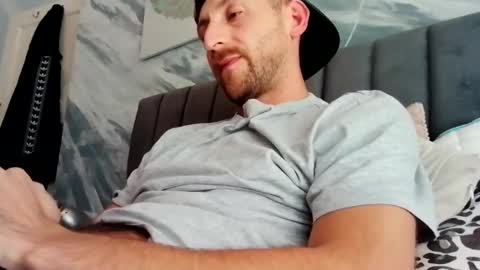 Snapshot of greendiamon chatting on October 27, 2025, 9:57 am greendiamon online show from October 27, 2025, 9:57 am