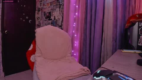 Medussa online show from January 7, 2025, 9:46 pm