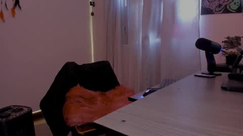 Medussa online show from November 7, 2025, 9:15 pm