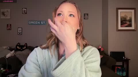 Snapshot of greenxxxqueen chatting on May 31, 2026, 5:04 am SexQueen Nikki online show from May 31, 2026, 5:04 am