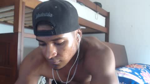 Snapshot of gregory_x chatting on January 28, 2025, 8:26 pm Gregory max online show from January 28, 2025, 8:26 pm