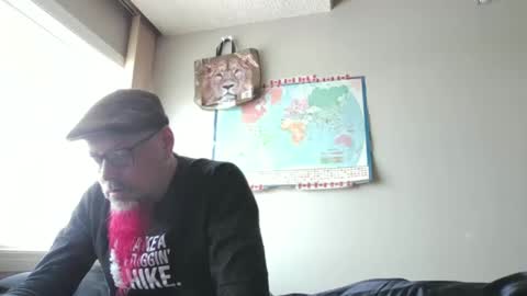 Snapshot of gregrev chatting on February 5, 2025, 8:35 pm gregrev online show from February 5, 2025, 8:35 pm