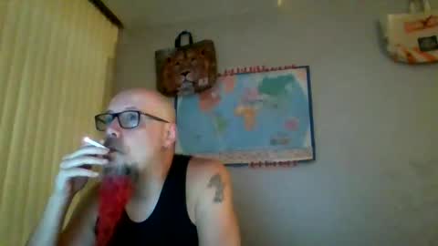 Snapshot of gregrev chatting on December 17, 2025, 4:29 am gregrev online show from December 17, 2025, 4:29 am