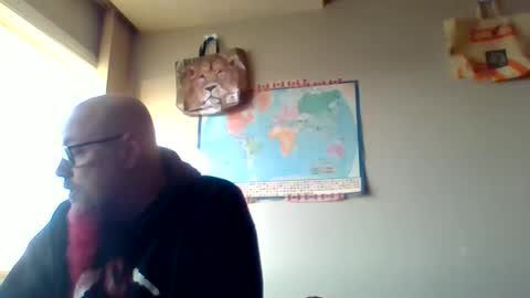 Snapshot of gregrev chatting on April 29, 2026, 1:43 am gregrev online show from April 29, 2026, 1:43 am