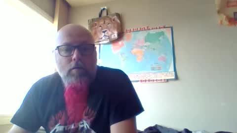 Snapshot of gregrev chatting on May 27, 2026, 1:35 am gregrev online show from May 27, 2026, 1:35 am