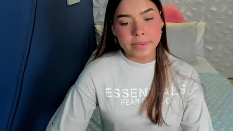 Snapshot of greta_rouse chatting on December 5, 2024, 10:12 pm Greta Rouse online show from December 5, 2024, 10:12 pm