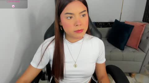Snapshot of greta_rouse chatting on January 17, 2025, 10:01 pm Greta Rouse online show from January 17, 2025, 10:01 pm