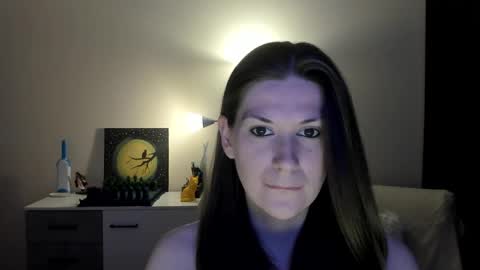 Greta online show from October 10, 2025, 9:03 pm