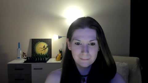 Greta online show from October 19, 2025, 7:14 pm