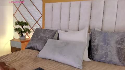 Greta Velvet  online show from July 2, 2026, 3:23 am