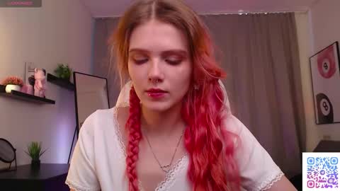 gretchen_mol online show from March 21, 2026, 7:35 am