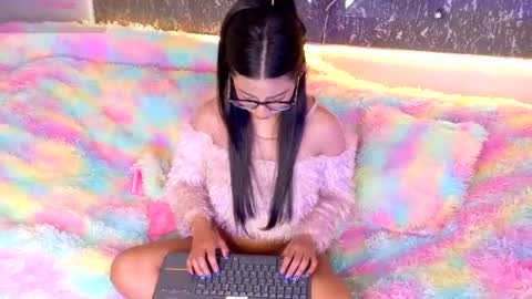 Gretel  online show from July 8, 2026, 3:22 am