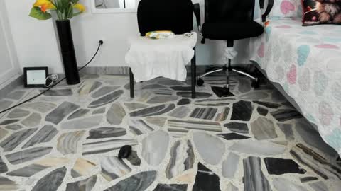 Snapshot of grettel__ chatting on December 23, 2024, 8:03 pm Gretel online show from December 23, 2024, 8:03 pm