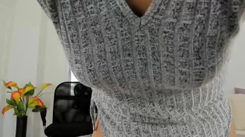 Snapshot of grettel__ chatting on February 11, 2025, 7:27 pm Gretel online show from February 11, 2025, 7:27 pm