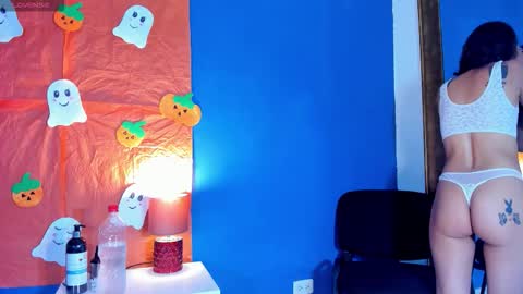 Snapshot of grettel__ chatting on October 21, 2025, 7:36 pm Gretel online show from October 21, 2025, 7:36 pm